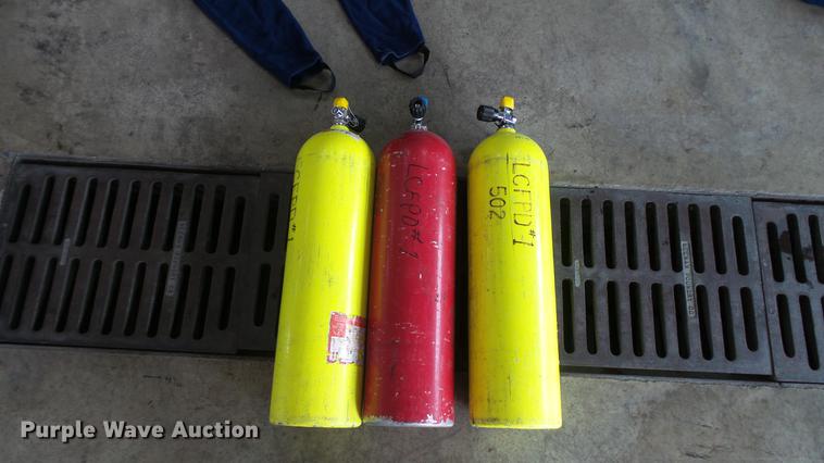 image for item DM9891 Scuba diving equipment