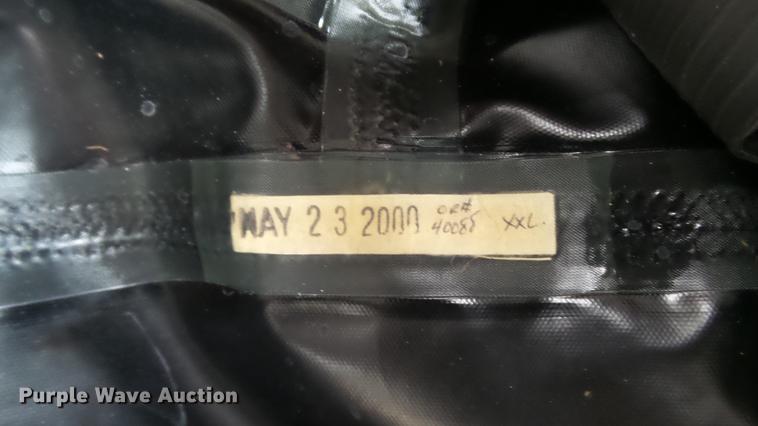 image for item DM9891 Scuba diving equipment