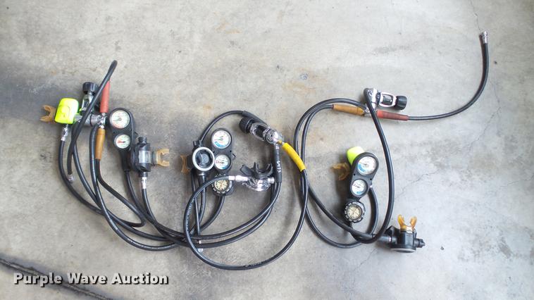 image for item DM9891 Scuba diving equipment