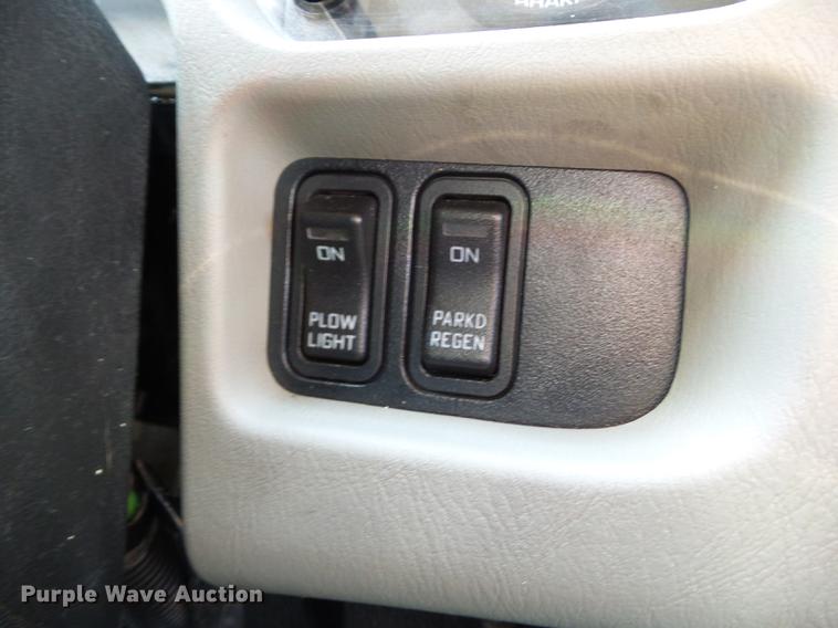 image for item DZ9405 2011 International 7600 dump truck