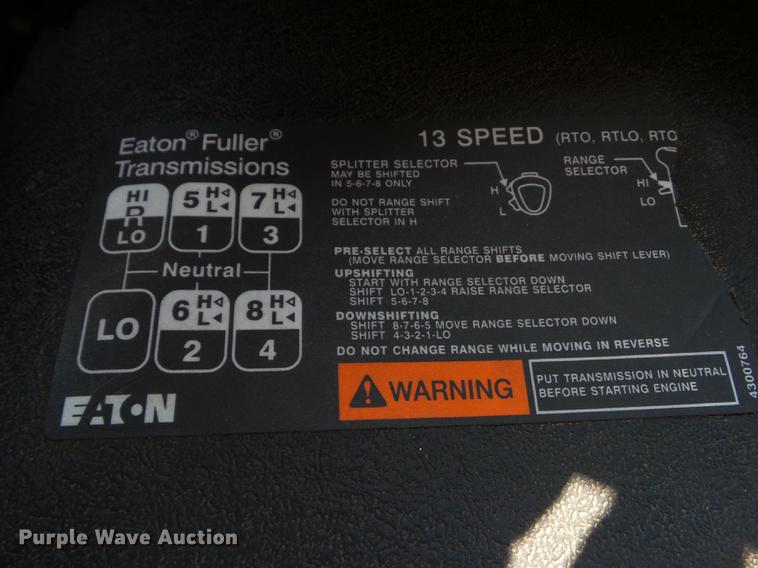 image for item DZ9405 2011 International 7600 dump truck