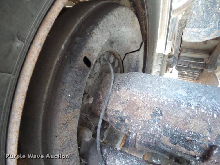 image for item DZ9405 2011 International 7600 dump truck