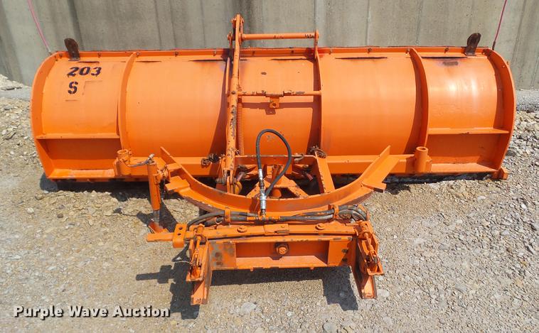 image for item DZ9405 2011 International 7600 dump truck