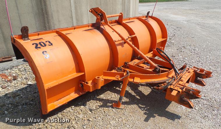 image for item DZ9405 2011 International 7600 dump truck