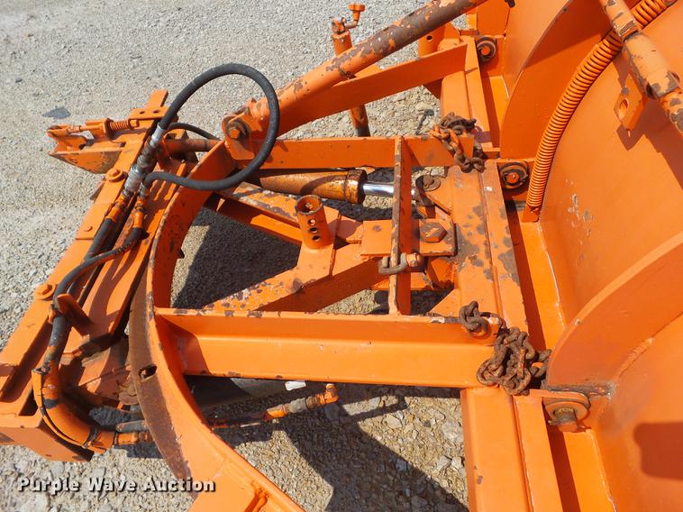 image for item DZ9405 2011 International 7600 dump truck