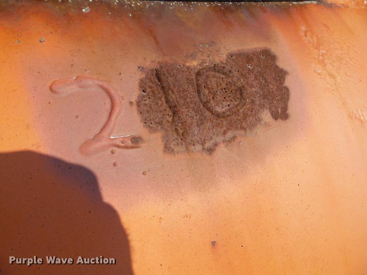 image for item DZ9405 2011 International 7600 dump truck