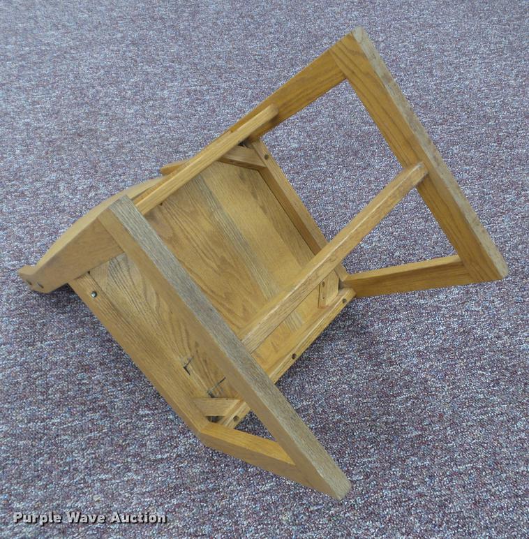 image for item DZ9416 Approximately 21 standard wood chairs