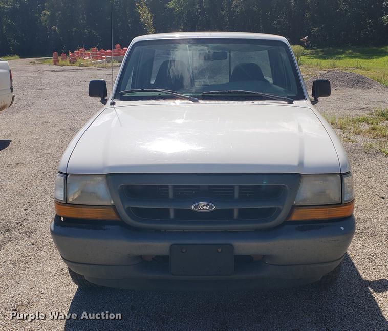image for item EF9844 2000 Ford Ranger pickup truck