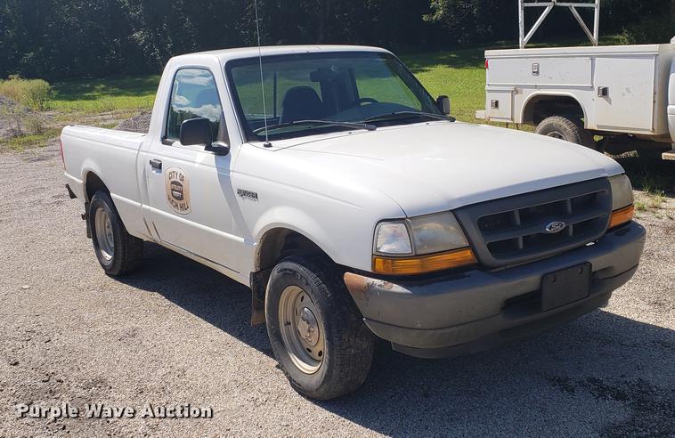 image for item EF9844 2000 Ford Ranger pickup truck