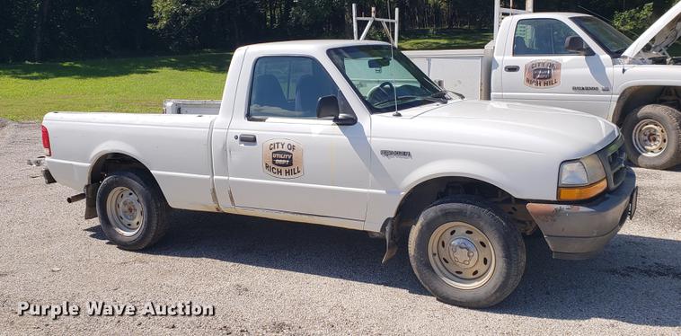 image for item EF9844 2000 Ford Ranger pickup truck