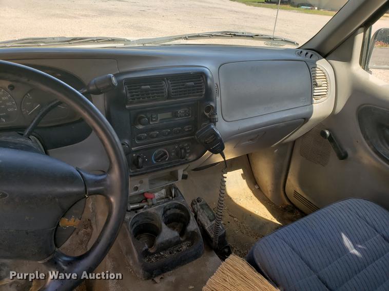 image for item EF9844 2000 Ford Ranger pickup truck