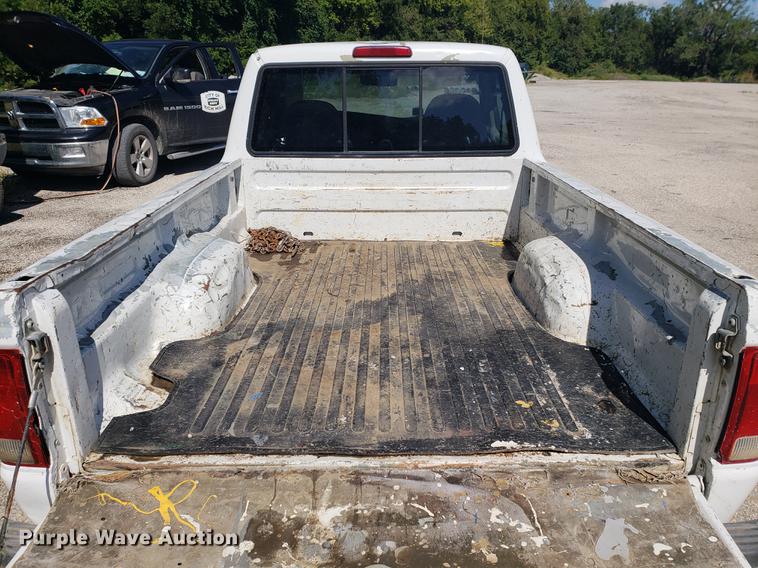 image for item EF9844 2000 Ford Ranger pickup truck