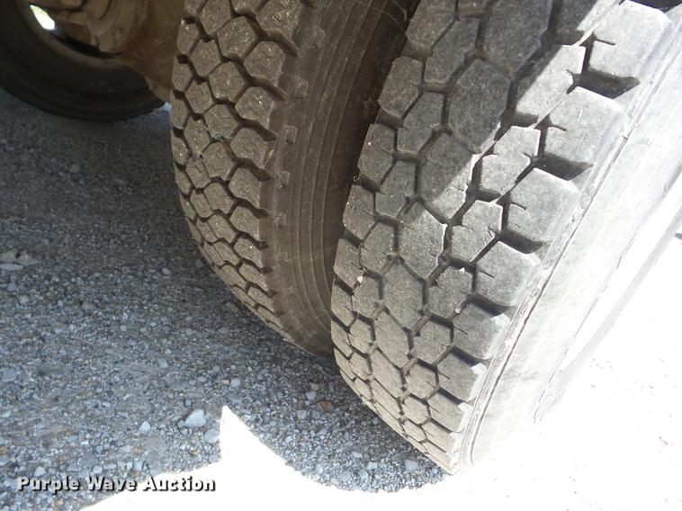 image for item EI9891 1993 International 3800 school bus