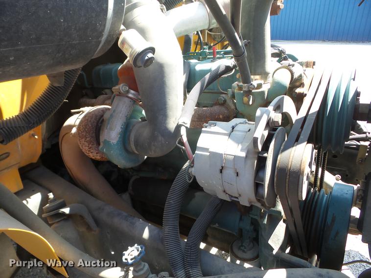 image for item EI9891 1993 International 3800 school bus