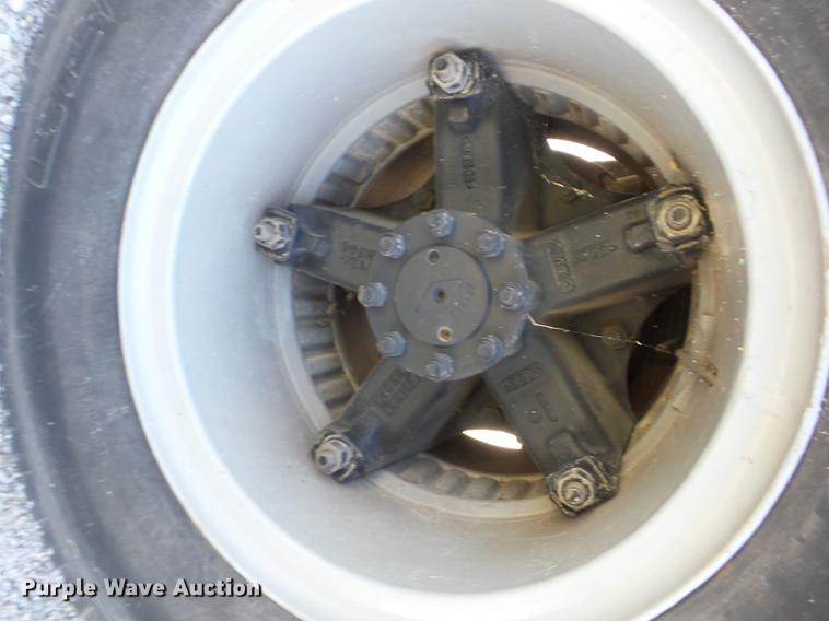 image for item EI9891 1993 International 3800 school bus