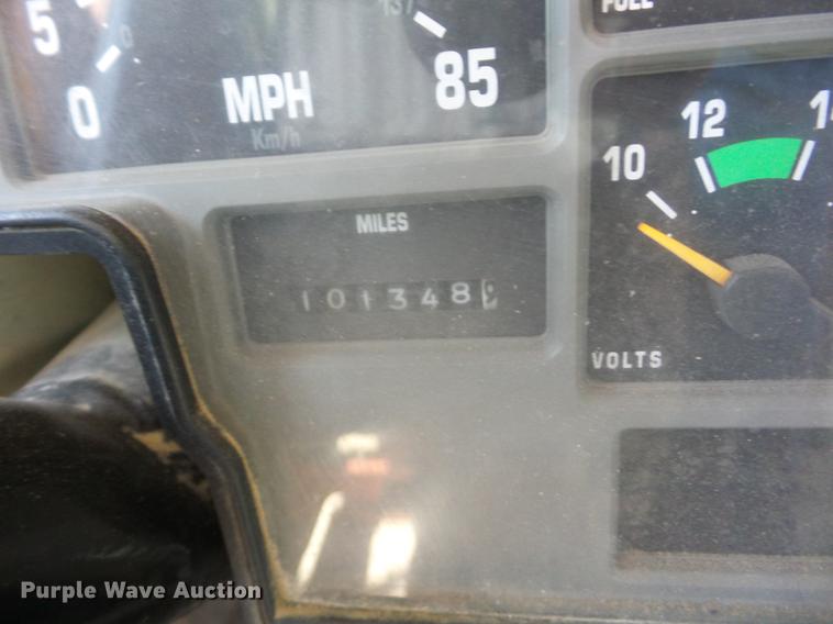 image for item EI9891 1993 International 3800 school bus