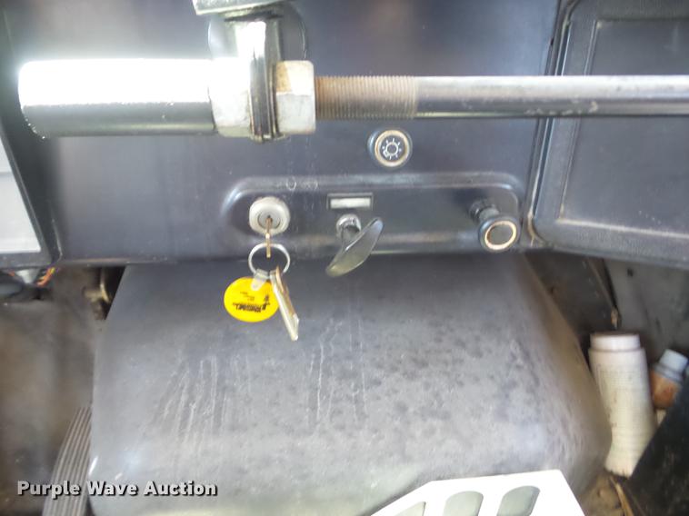 image for item EI9891 1993 International 3800 school bus