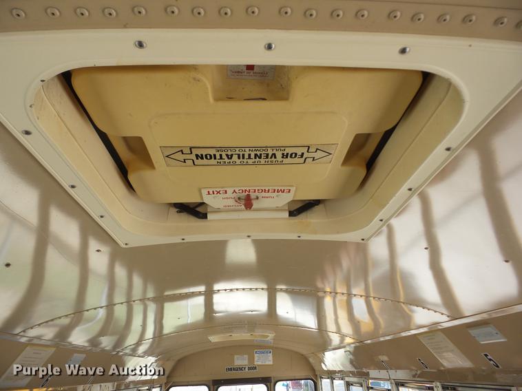 image for item EI9891 1993 International 3800 school bus