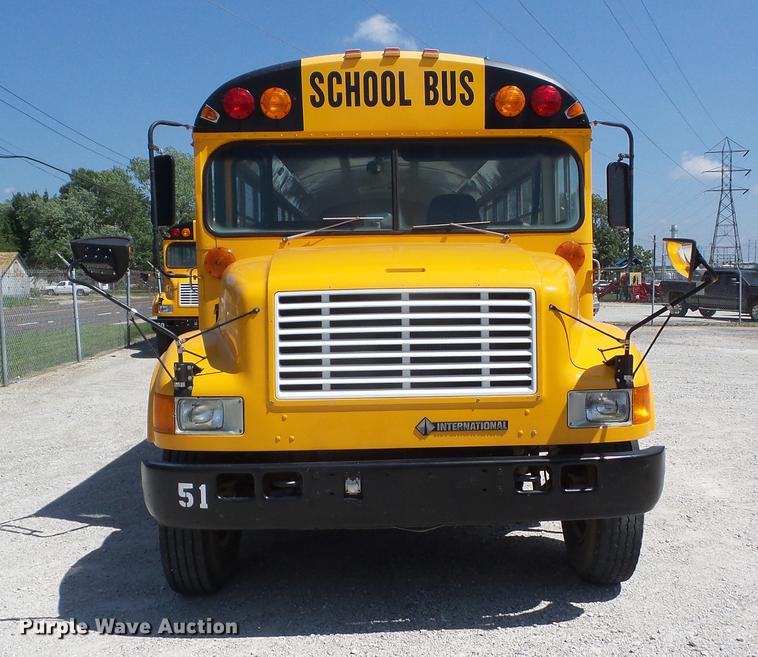 image for item EI9892 1993 International 3800 school bus