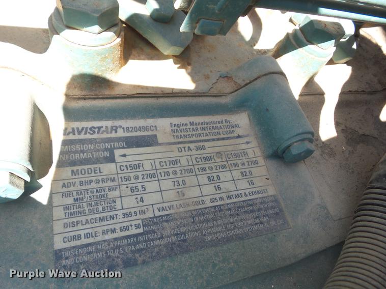 image for item EI9892 1993 International 3800 school bus