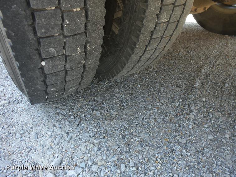 image for item EI9892 1993 International 3800 school bus