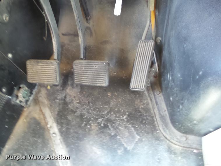 image for item EI9892 1993 International 3800 school bus