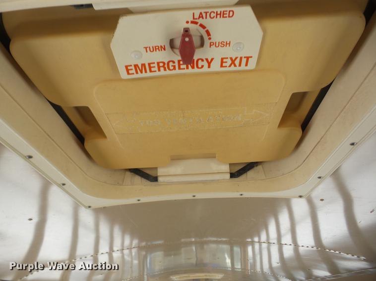 image for item EI9892 1993 International 3800 school bus