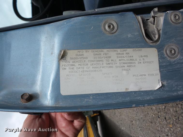 image for item EI9911 1992 Chevrolet 1500 pickup truck