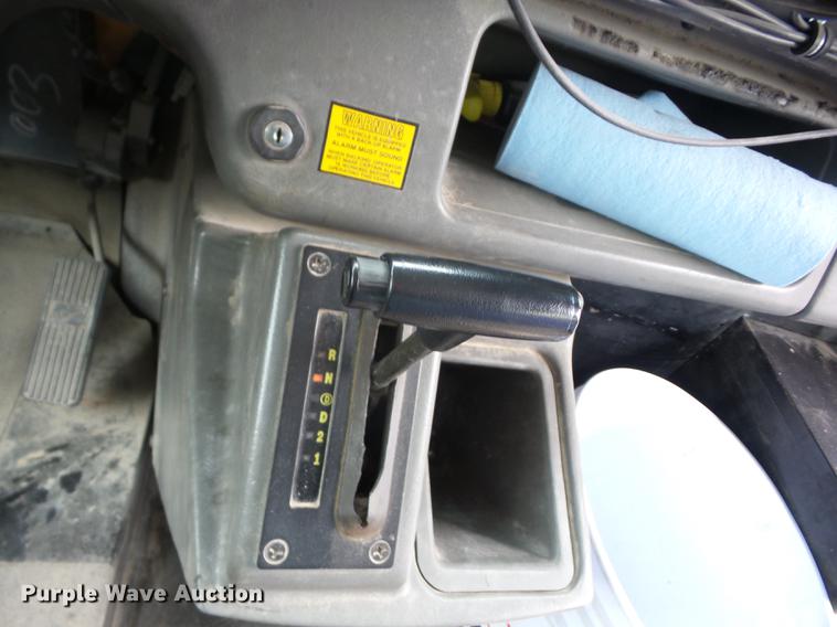 image for item EI9913 2001 Freightliner FS65 school bus