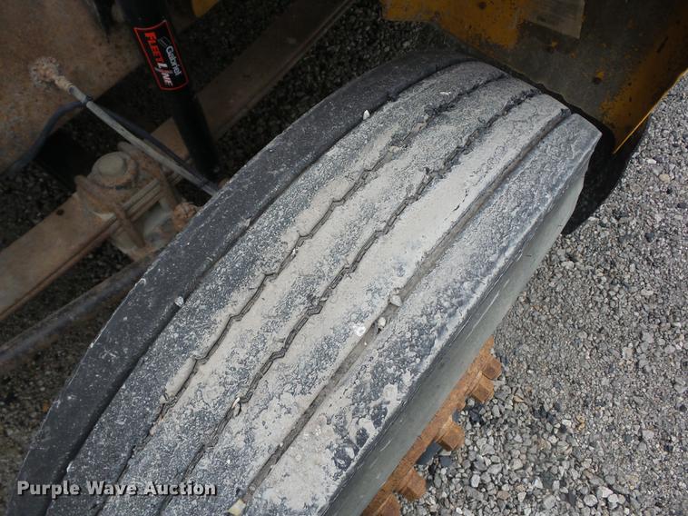 image for item EI9913 2001 Freightliner FS65 school bus