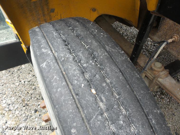 image for item EI9913 2001 Freightliner FS65 school bus