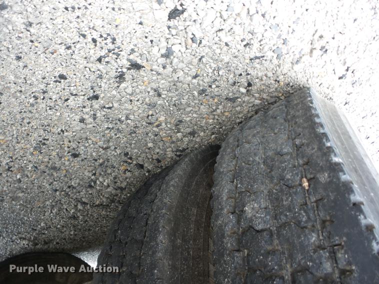 image for item EI9913 2001 Freightliner FS65 school bus