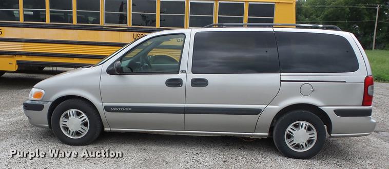 image for item EI9914 2004 Chevrolet Venture Extended van