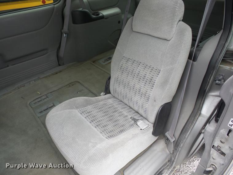 image for item EI9914 2004 Chevrolet Venture Extended van