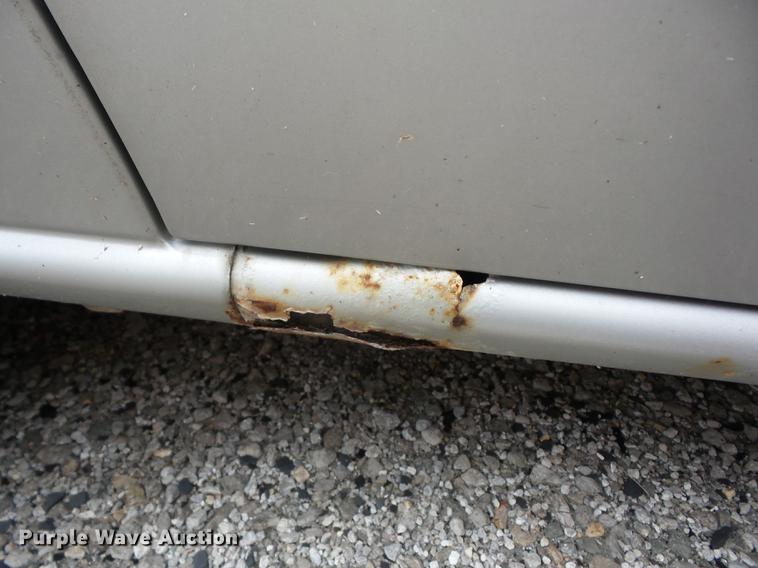 image for item EI9914 2004 Chevrolet Venture Extended van