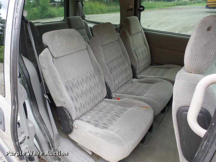 image for item EI9914 2004 Chevrolet Venture Extended van