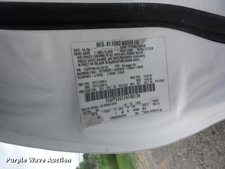 image for item EI9915 2007 Ford Taurus