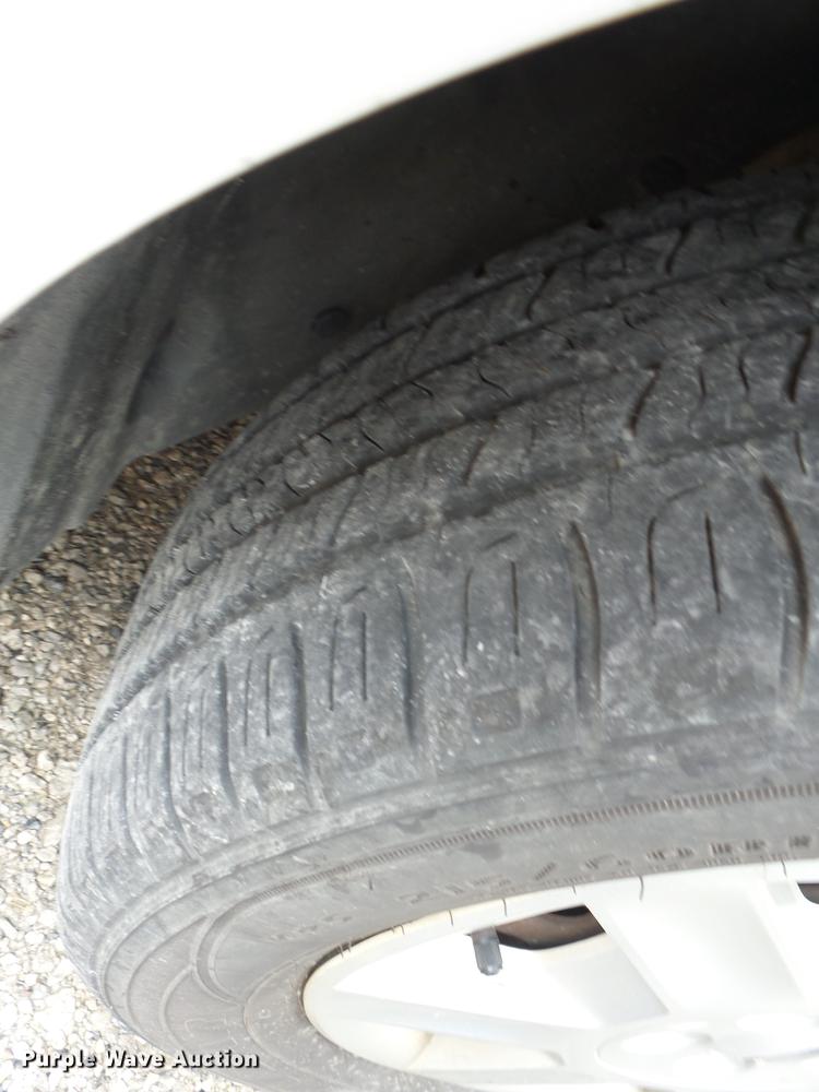 image for item EI9915 2007 Ford Taurus