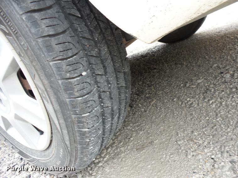 image for item EI9915 2007 Ford Taurus