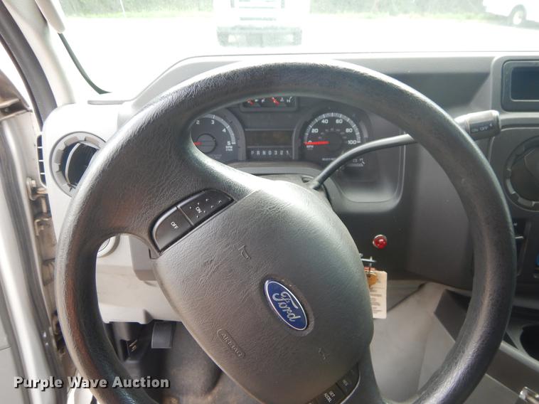 image for item EK9734 2009 Ford E450 shuttle bus