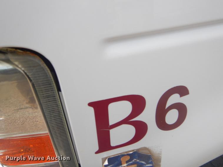 image for item EK9734 2009 Ford E450 shuttle bus