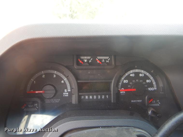 image for item EK9735 2009 Ford E450 shuttle bus