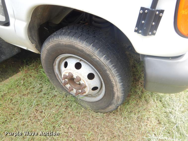 image for item EK9737 2007 Ford E450 shuttle bus