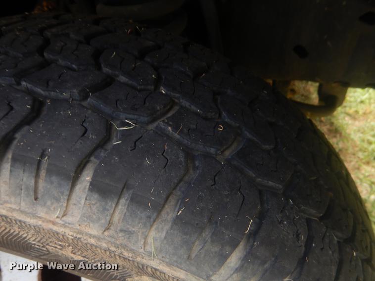 image for item EK9737 2007 Ford E450 shuttle bus