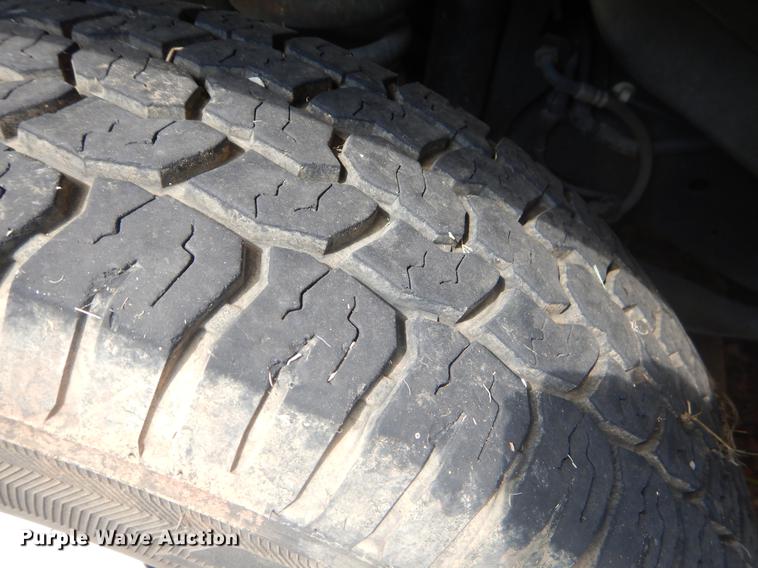 image for item EK9737 2007 Ford E450 shuttle bus