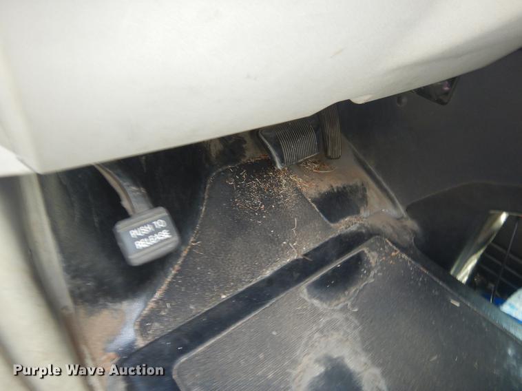 image for item EK9738 2010 Dodge Grand Caravan SE van