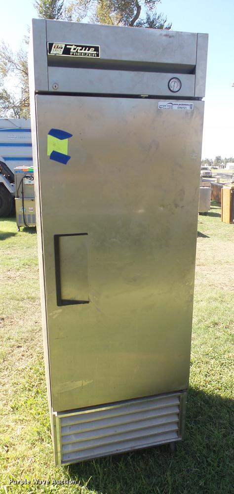 image for item ER9721 True stainless steel freezer