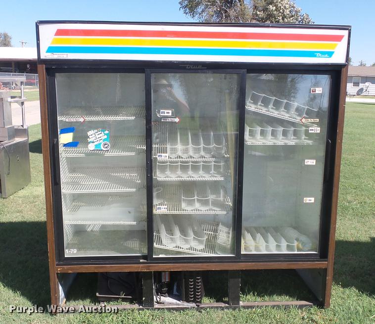 image for item ER9725 True refrigerated cabinet