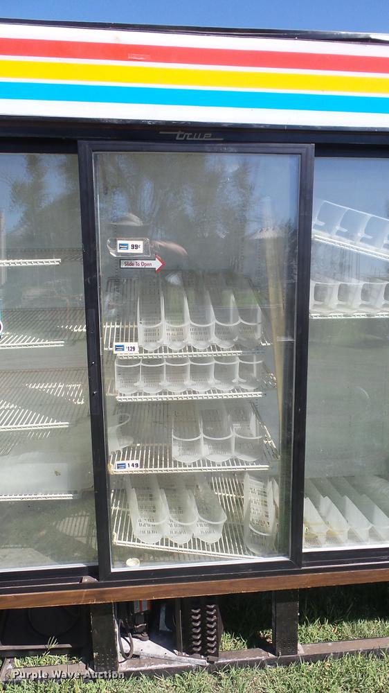 image for item ER9725 True refrigerated cabinet