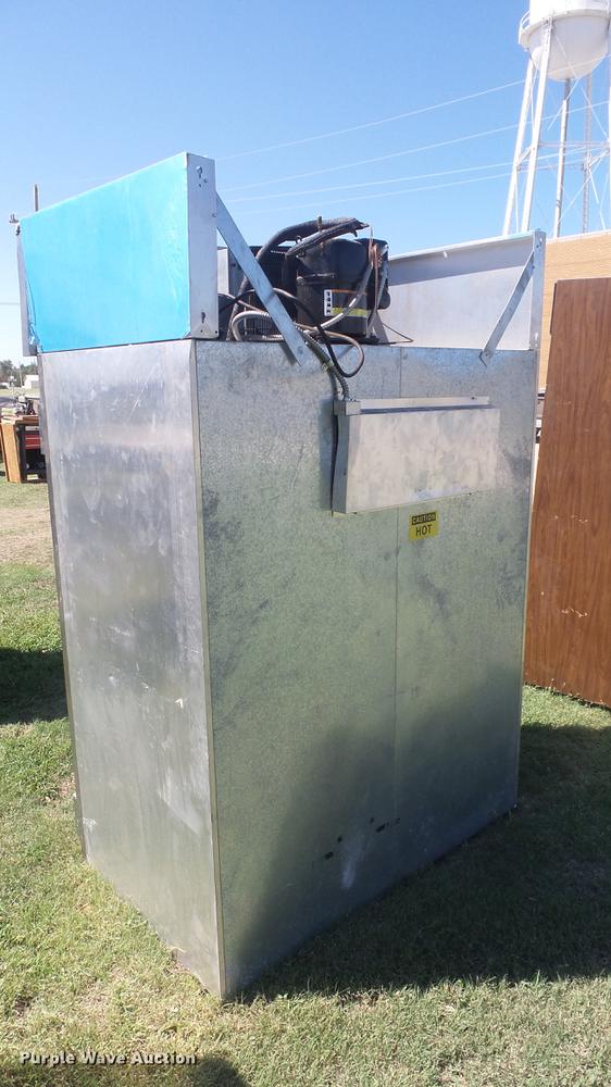 image for item ER9726 Victory stainless steel freezer